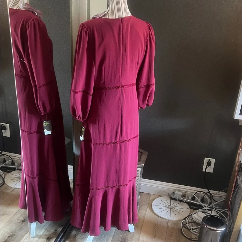 🛑 1 hour sale. NWT. Taylor, size 10P, Fuchsia Long Sleeve Dress - Picture 3 of 12
